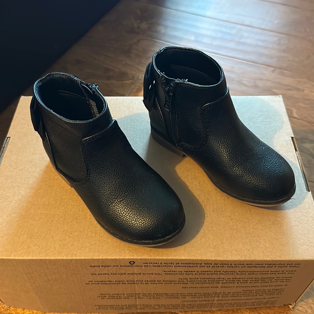 Cat & Jack grill shoes size 10 toddler